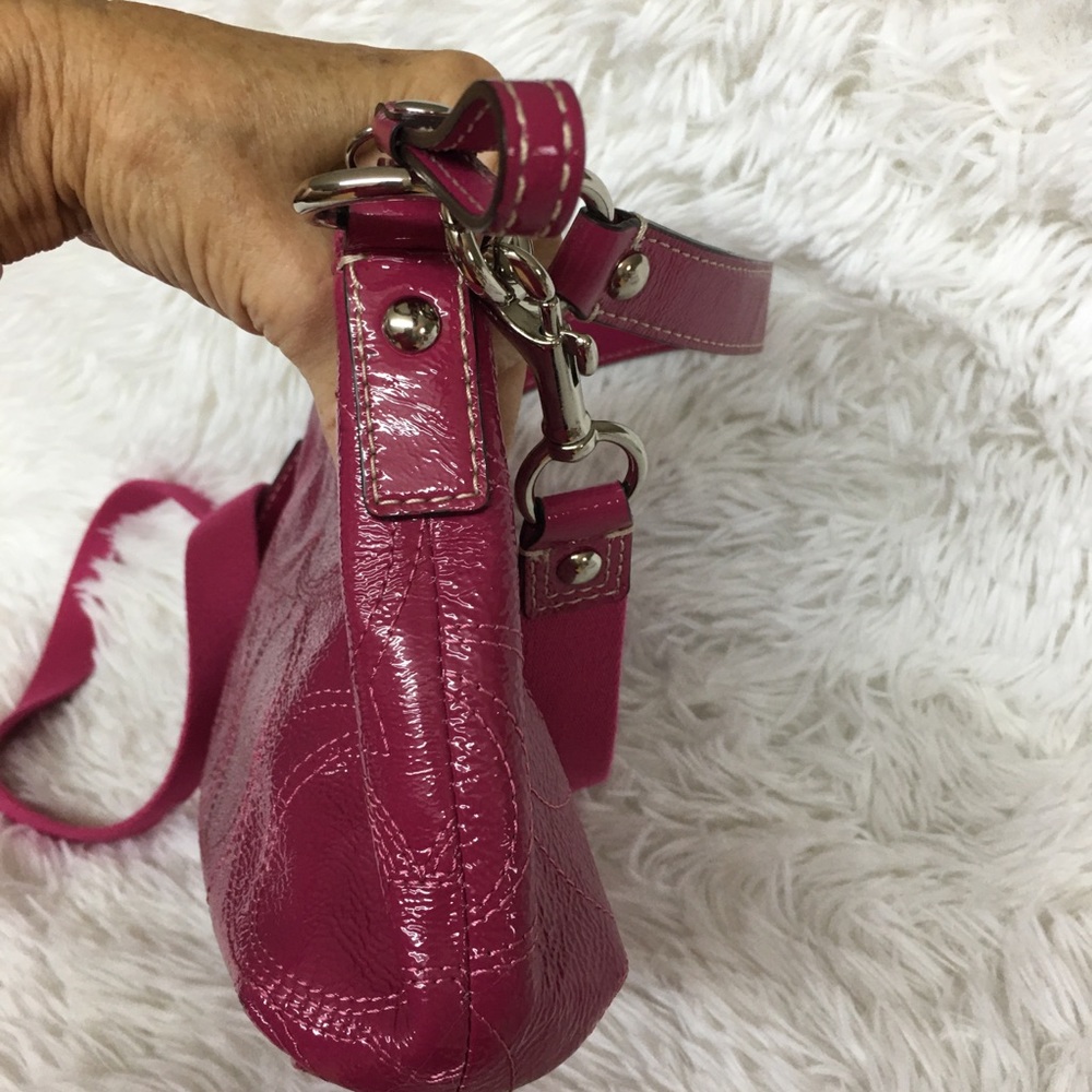 Coach Bag Embossed Leather - Picture 3 of 10